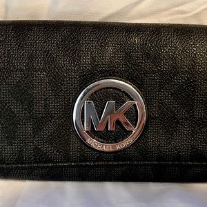 Black wallet- Michael Kors